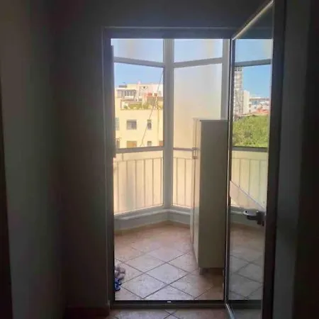 Ideally Seascape Flat, With View From Balcon * Durres